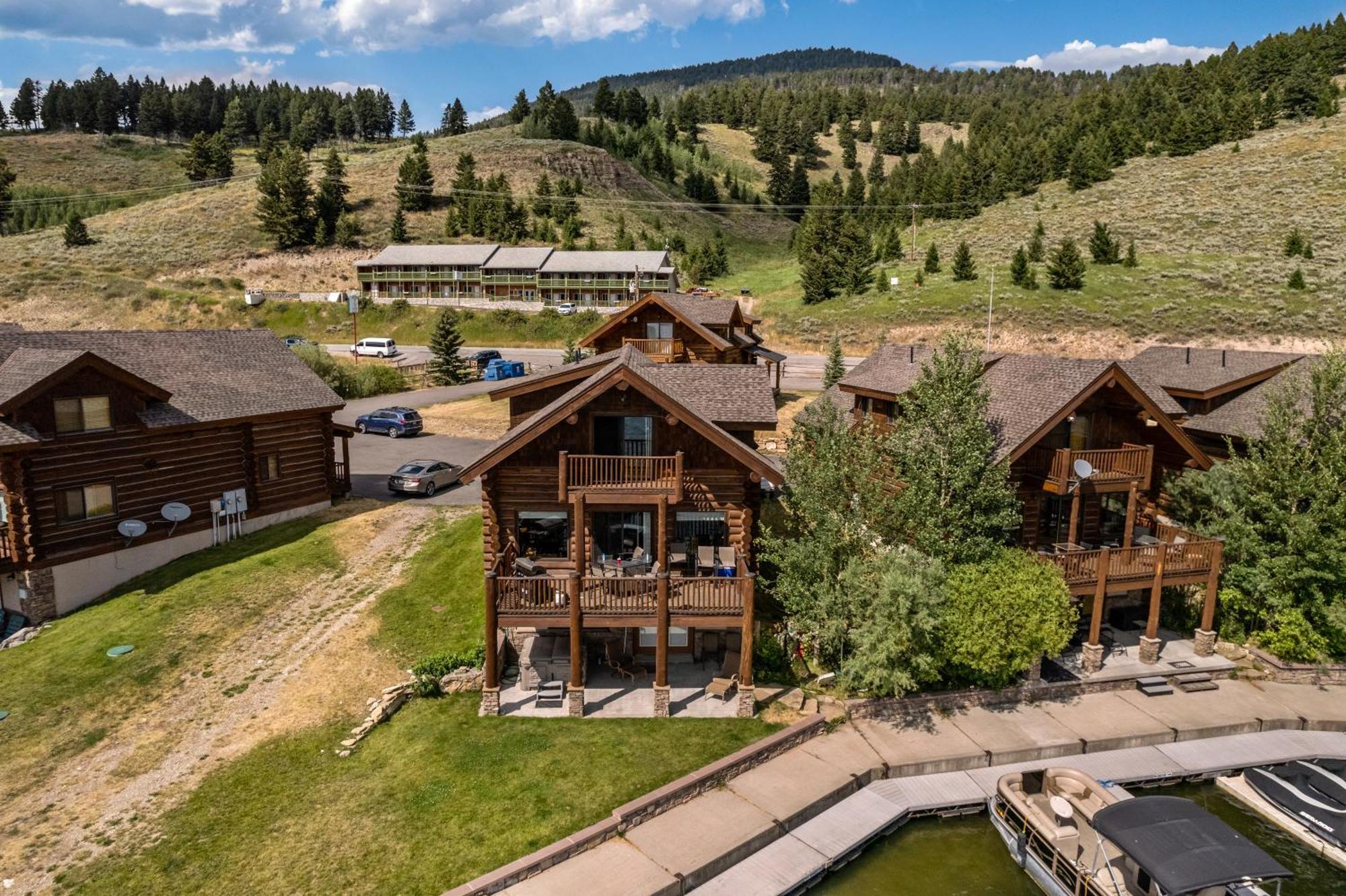 King'S Cabin West Yellowstone Exterior photo