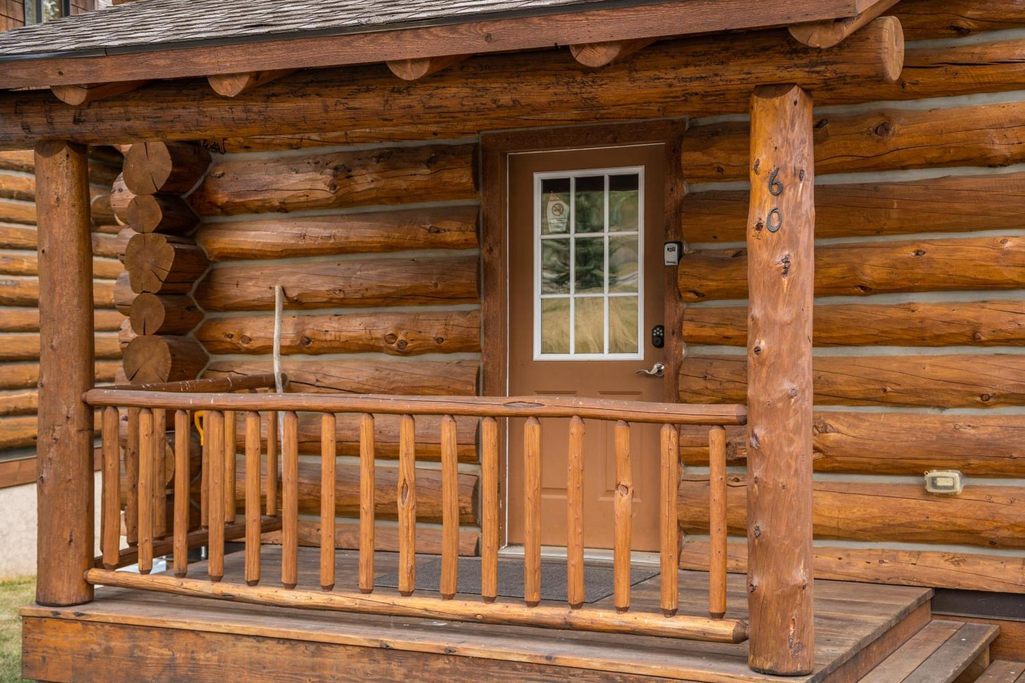 King'S Cabin West Yellowstone Exterior photo