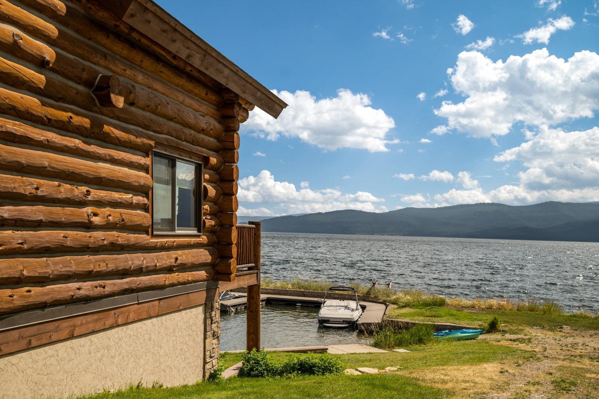 King'S Cabin West Yellowstone Exterior photo
