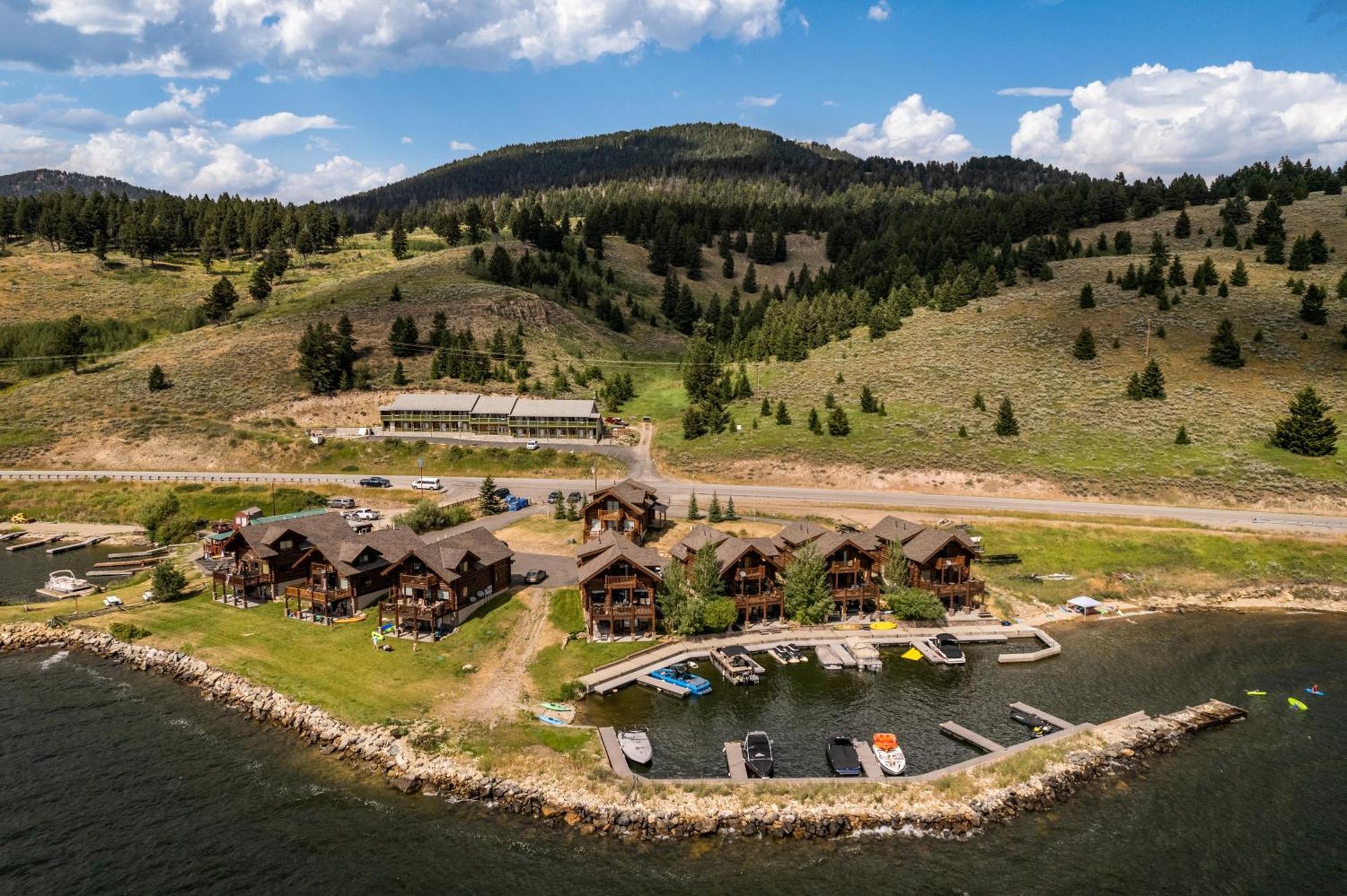 King'S Cabin West Yellowstone Exterior photo