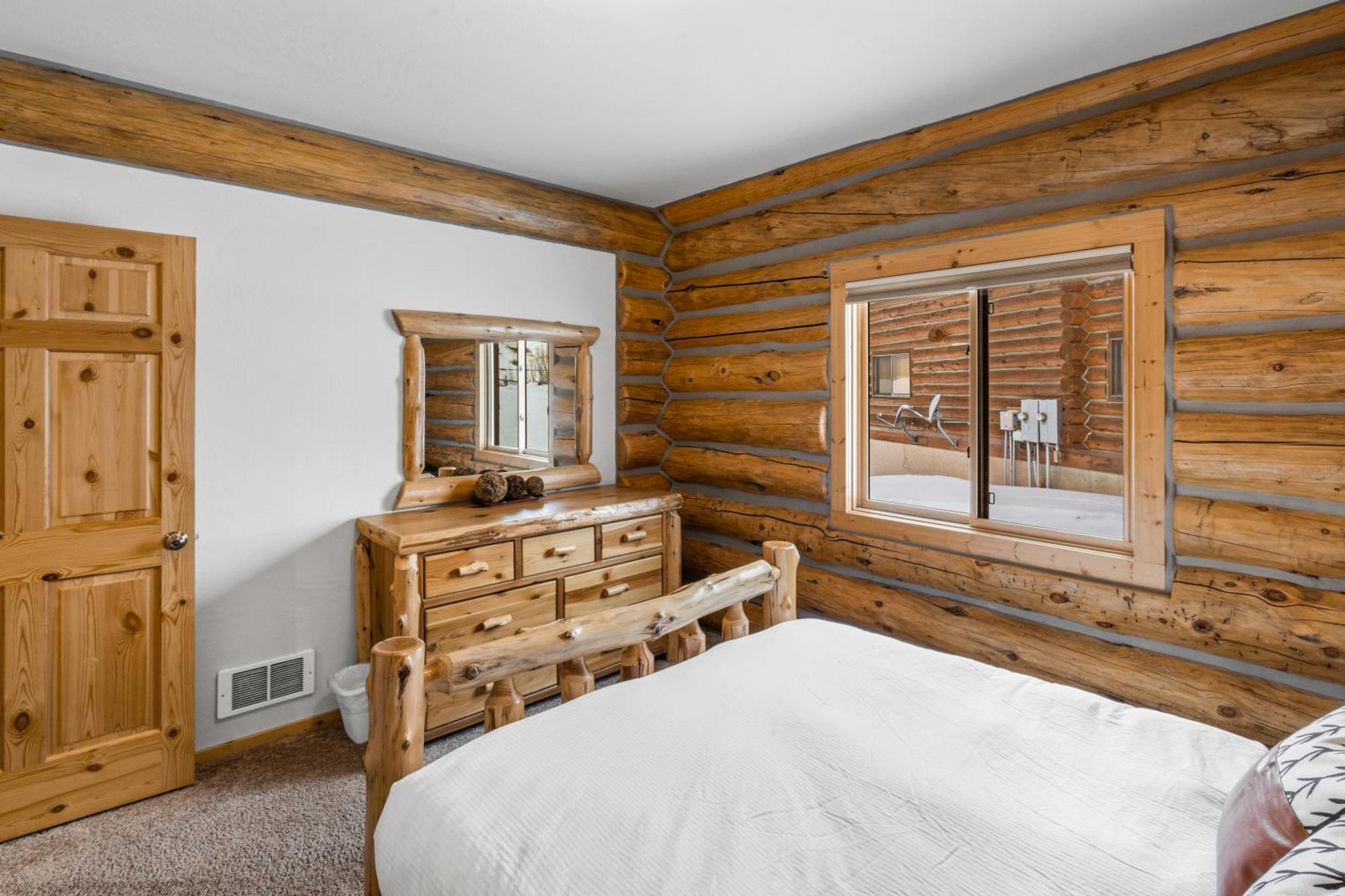 King'S Cabin West Yellowstone Exterior photo