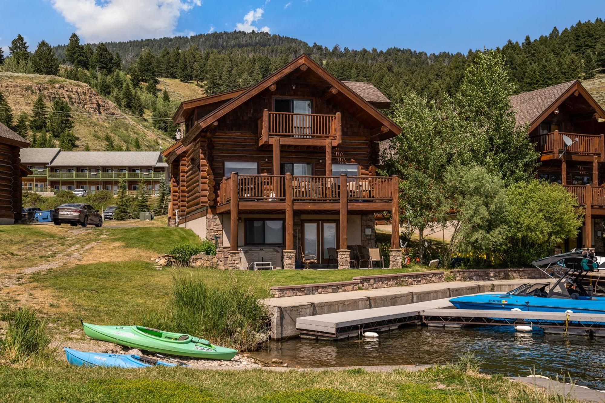 King'S Cabin West Yellowstone Exterior photo