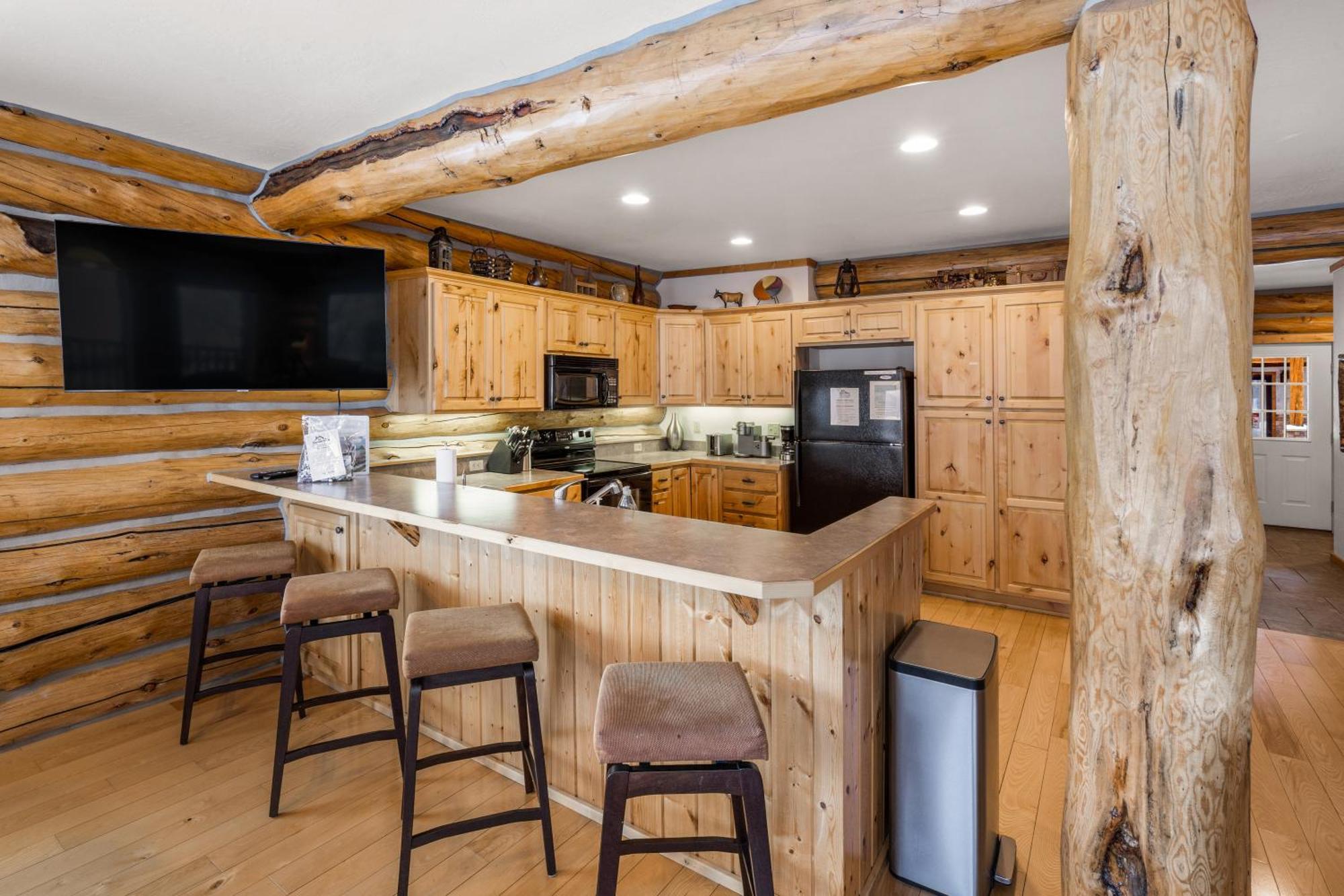 King'S Cabin West Yellowstone Exterior photo