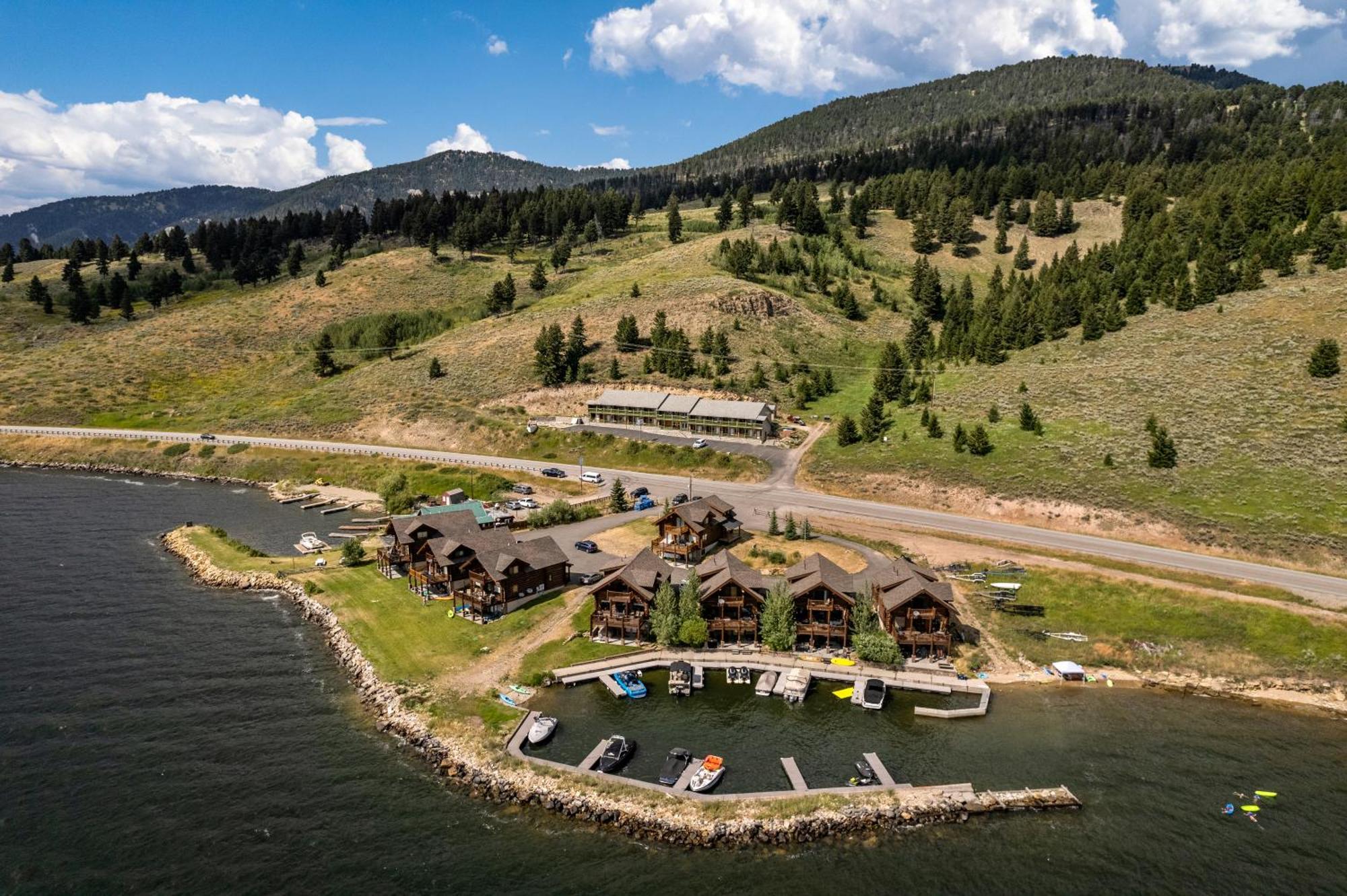 King'S Cabin West Yellowstone Exterior photo
