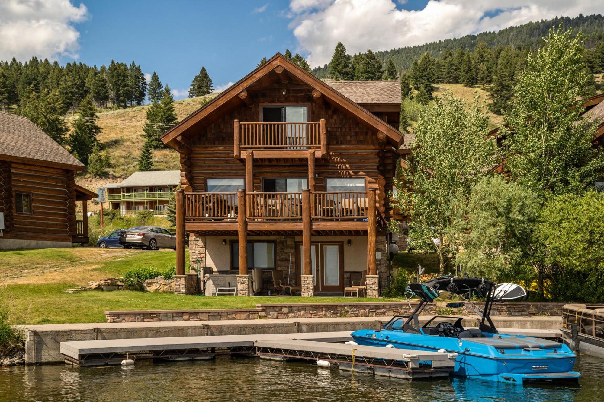 King'S Cabin West Yellowstone Exterior photo